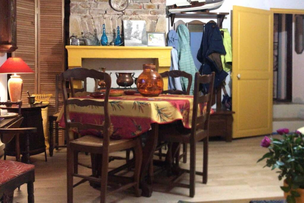 Maisonnette De Charme Climatisee La Machine Екстер'єр фото